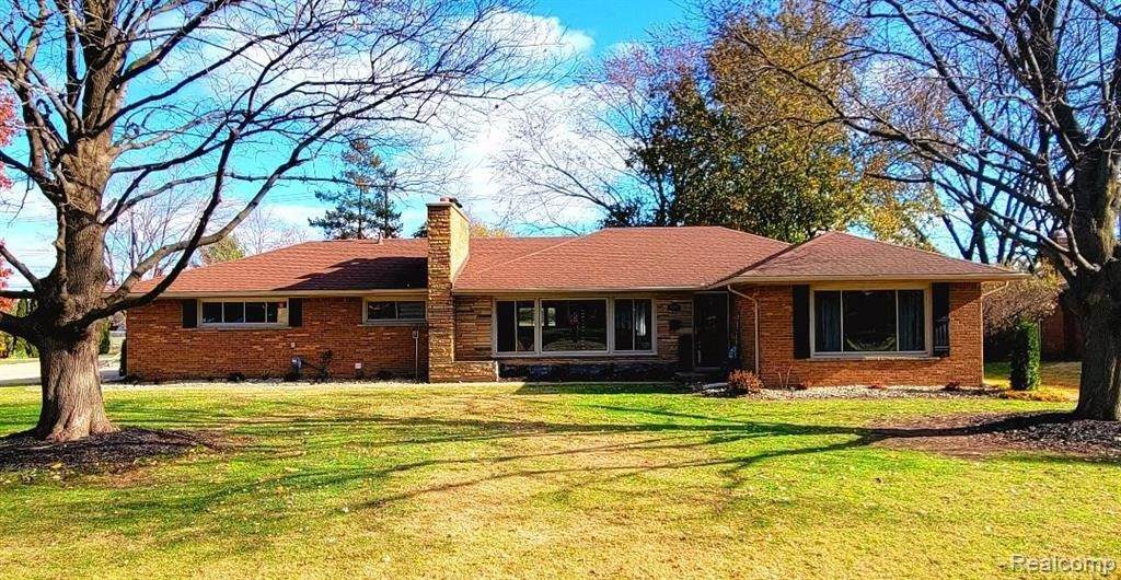 45094 Vanker Ave - Photo 1