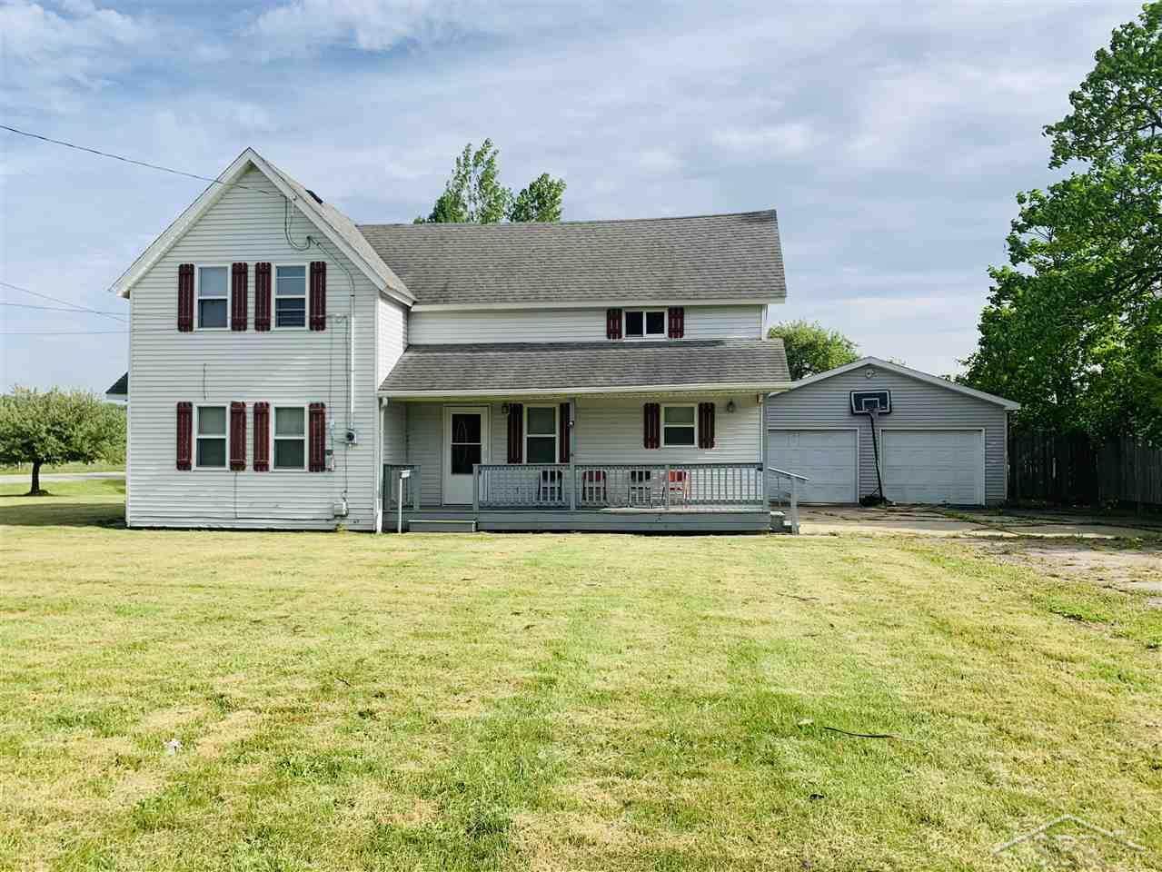 7540 East Rd - Photo 1