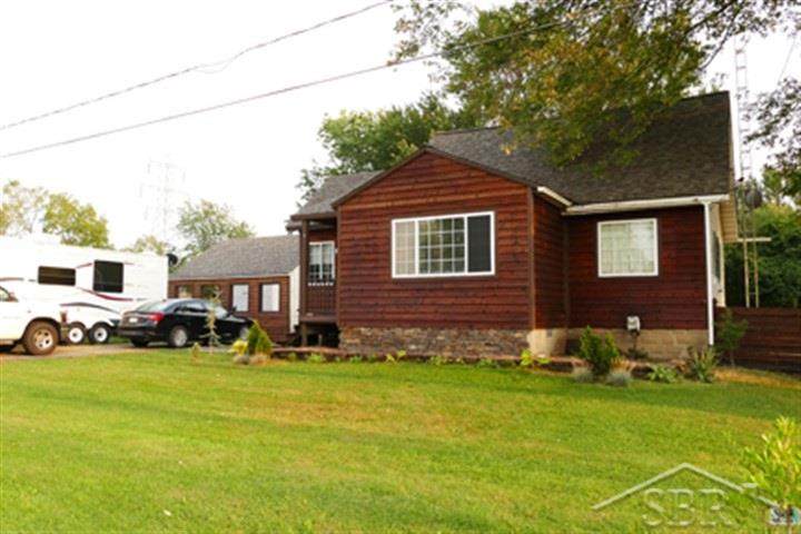 1080 Frances - Photo 1