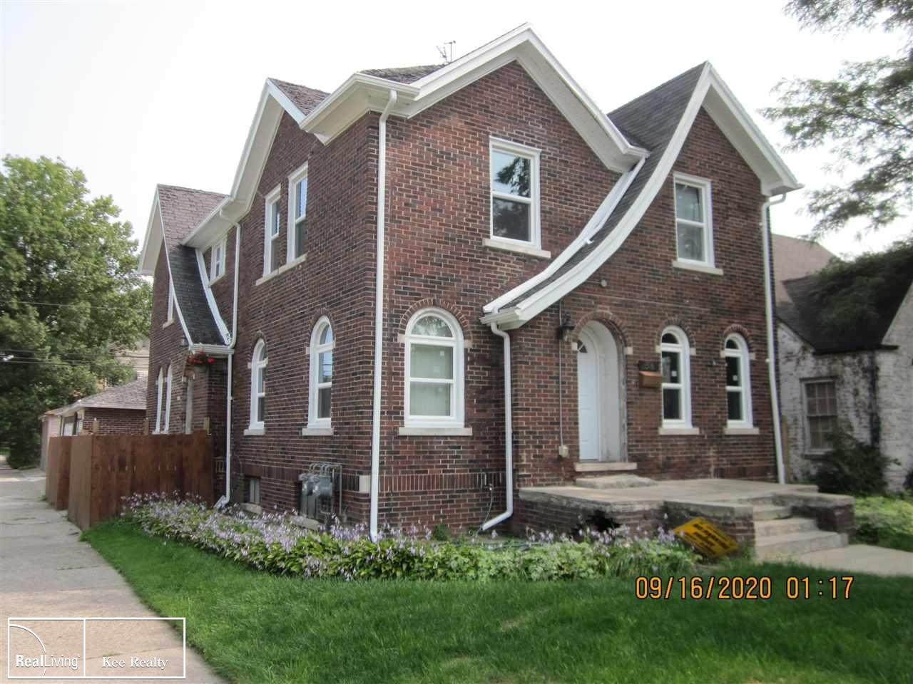 3516 Three Mile - Photo 1