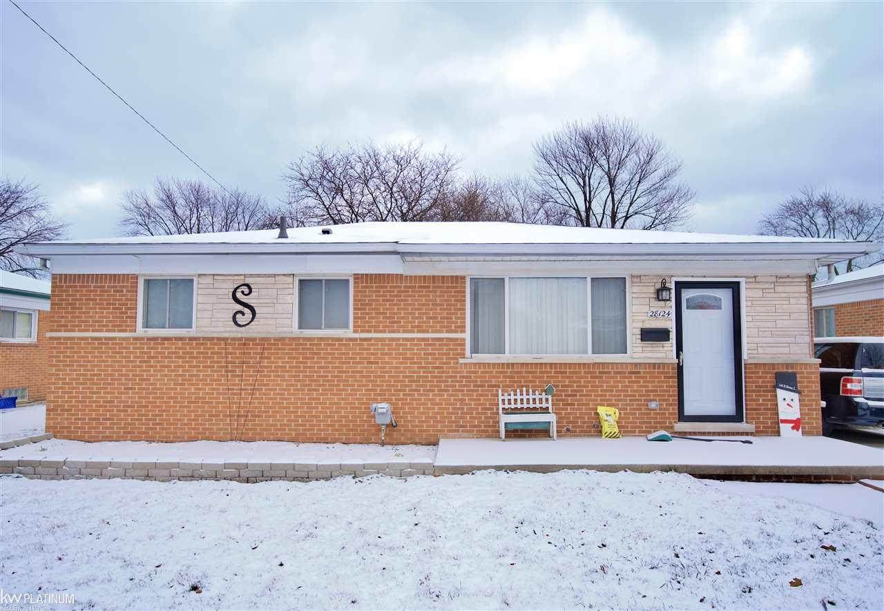 28124 Gladstone - Photo 1
