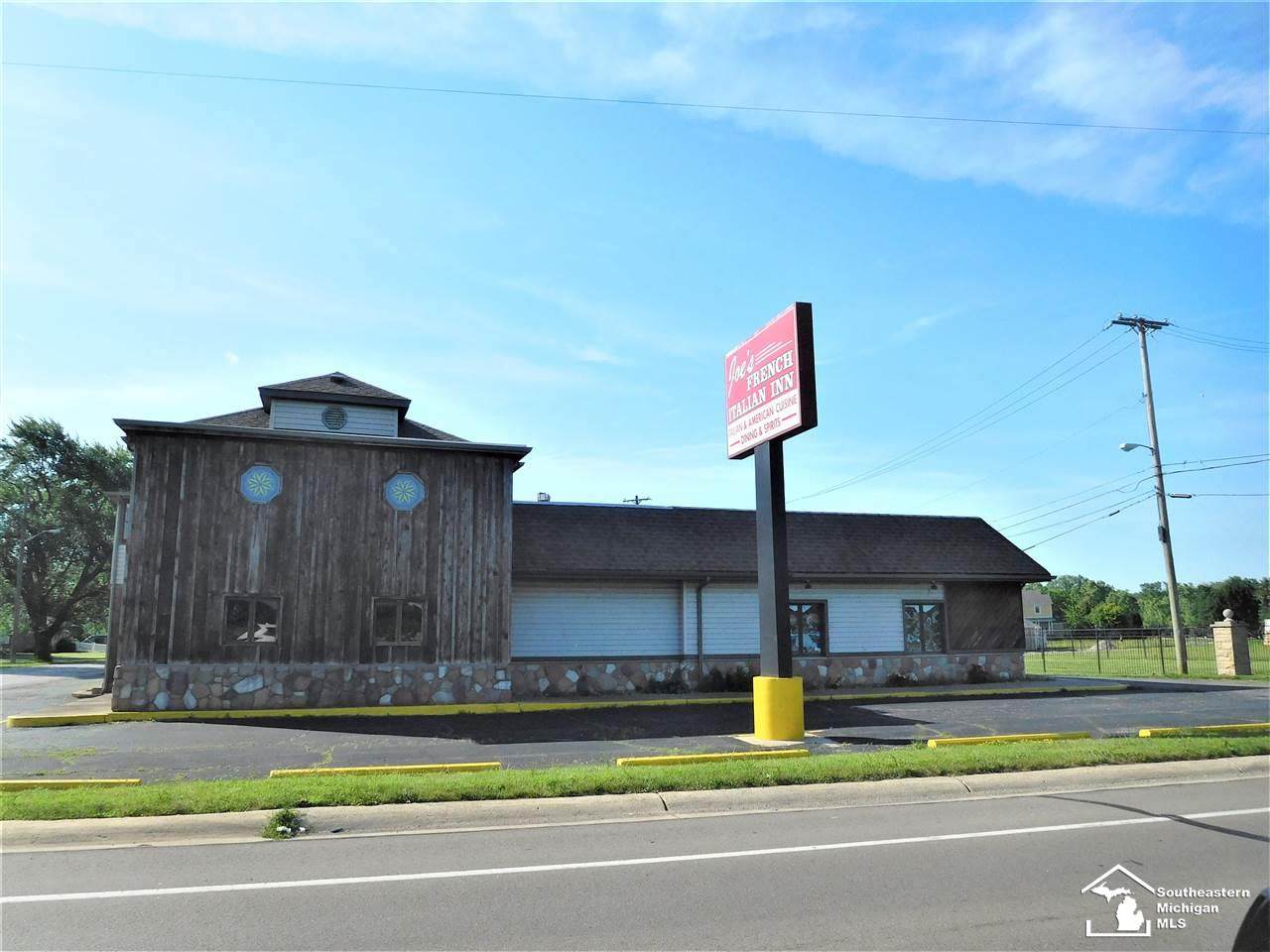2896 Dixie - Photo 1