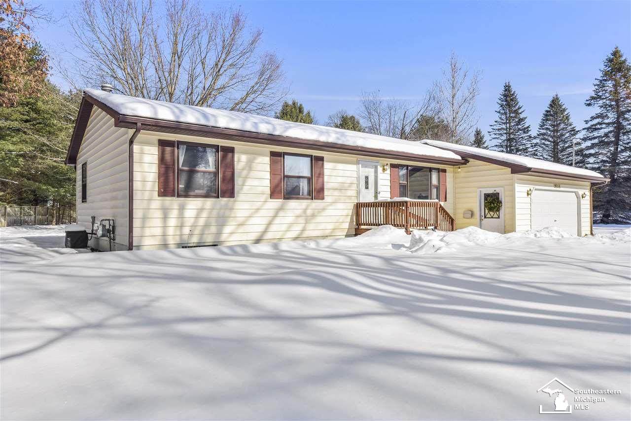 19056 Arrowhead Lane - Photo 1