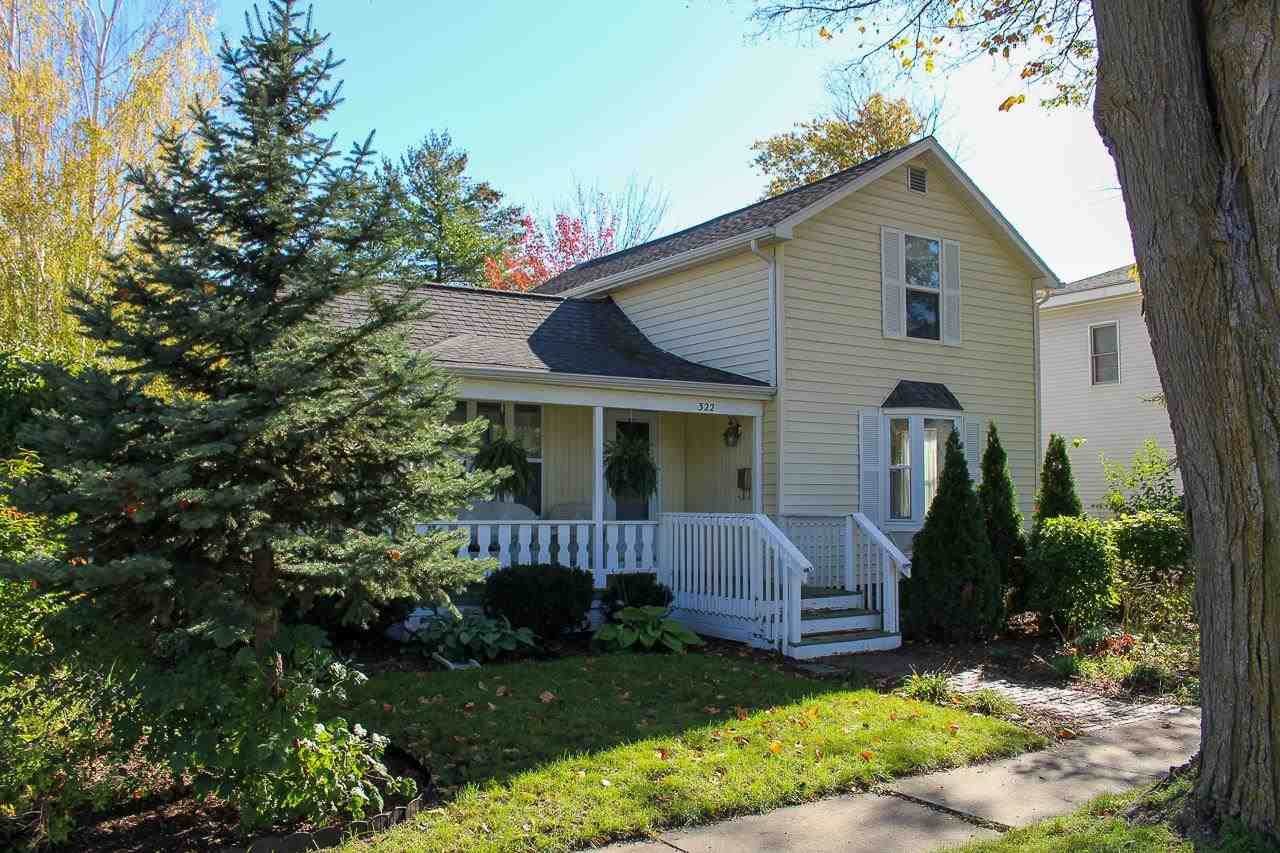 322 University Avenue - Photo 1