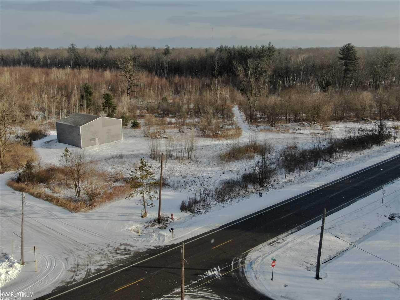 4380 Lapeer Road - Photo 1