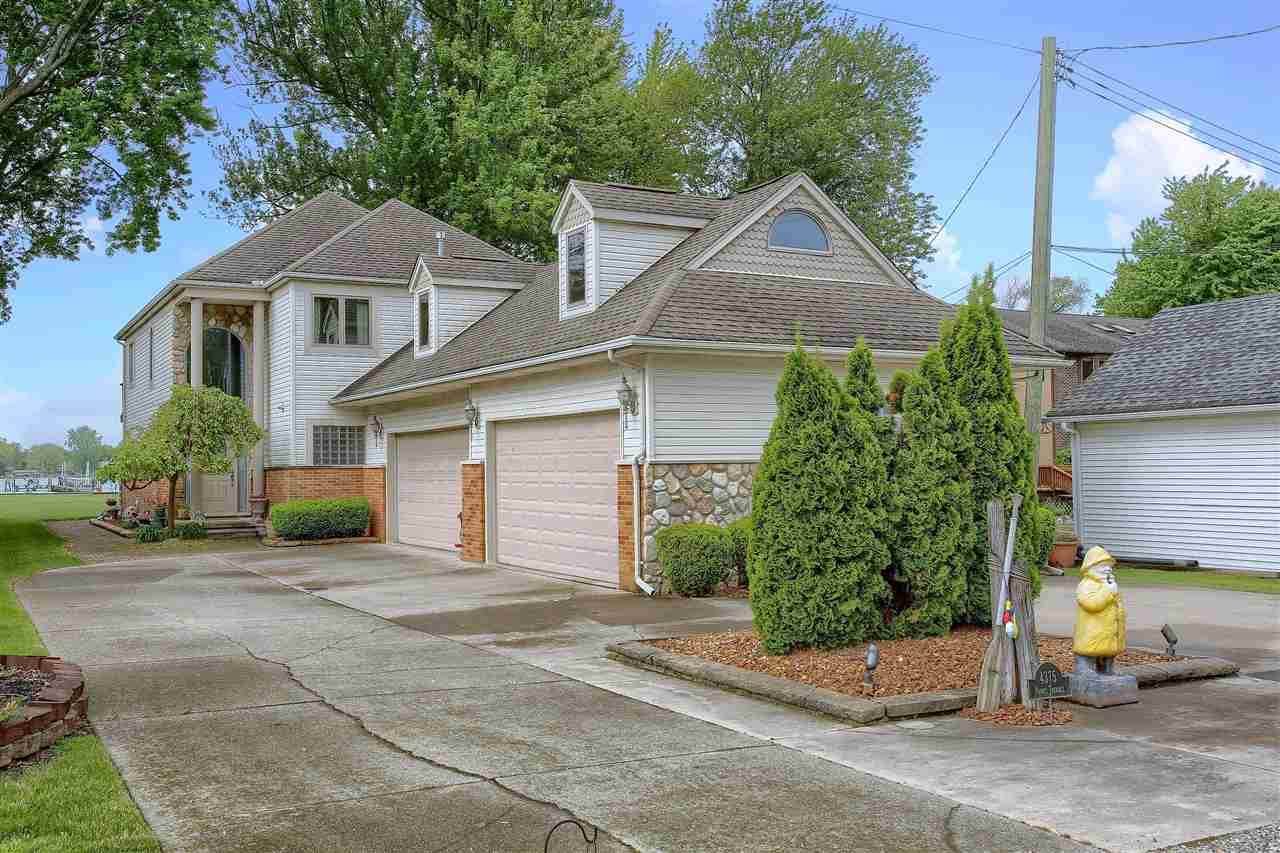 4375 Pointe Tremble - Photo 1