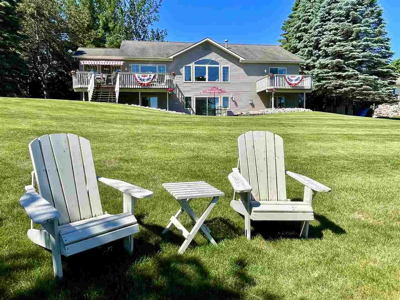 4528 Hamilton - Photo 1