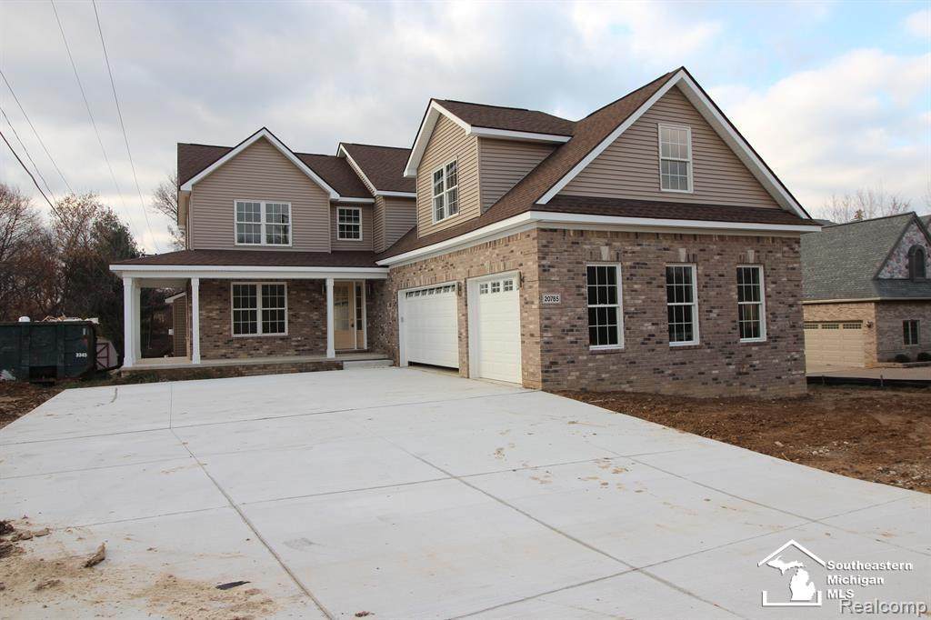 8082 Hunters Ridge - Photo 1