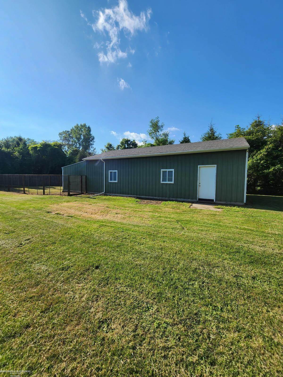 6580 Bell - Photo 1
