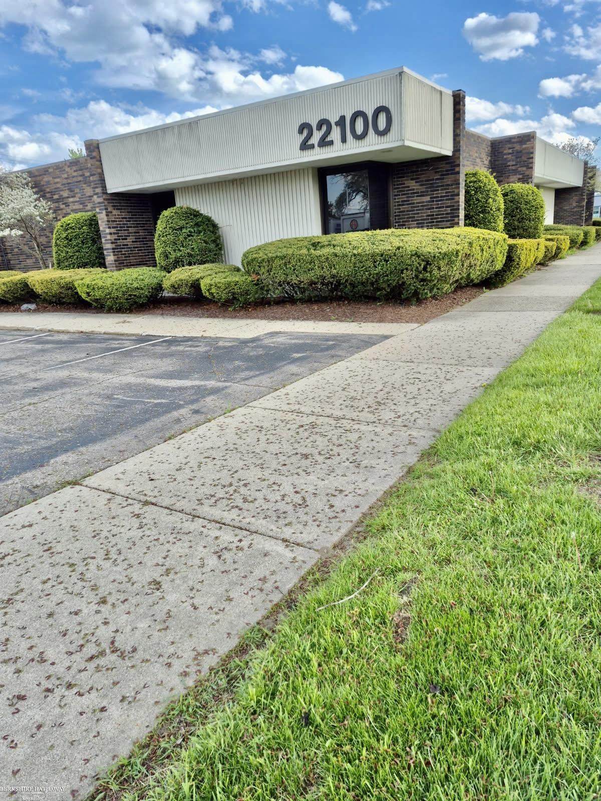 22100 Greater Mack - Photo 1