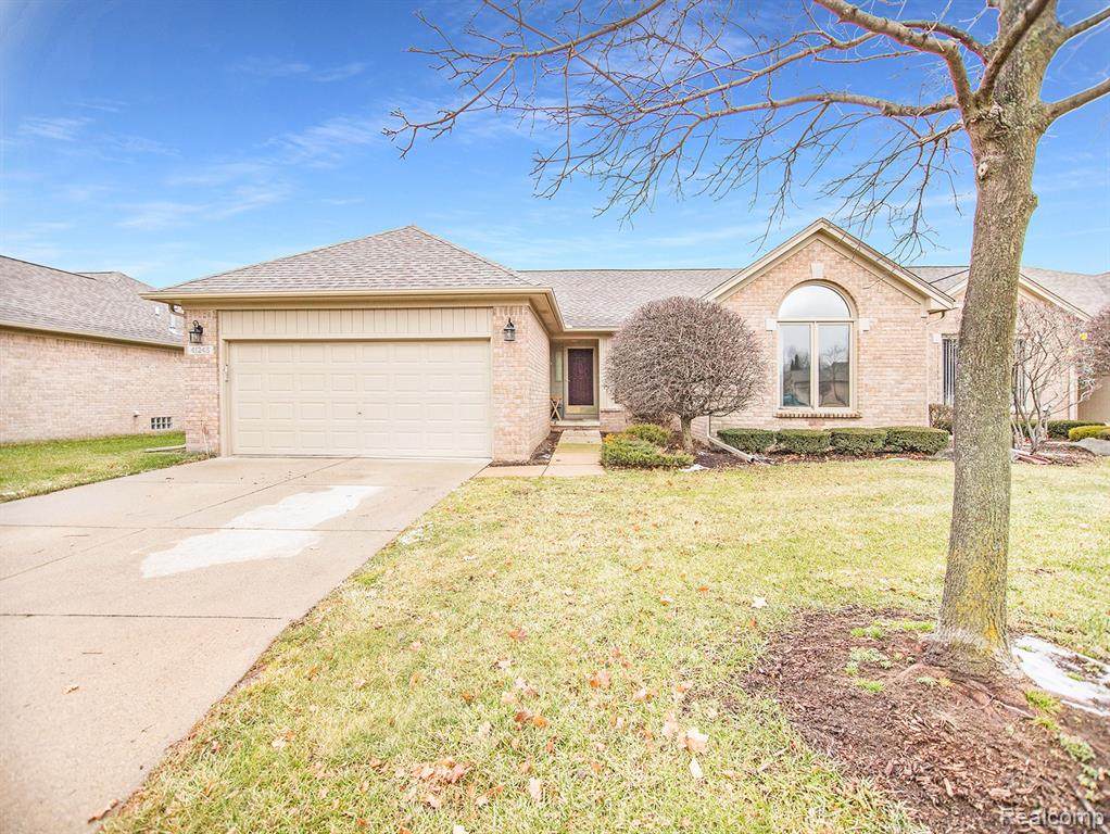 41245 Turnberry Lane - Photo 1
