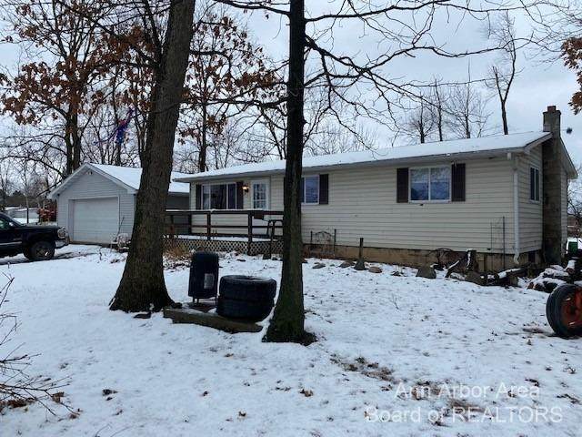4396 Swan - Photo 1