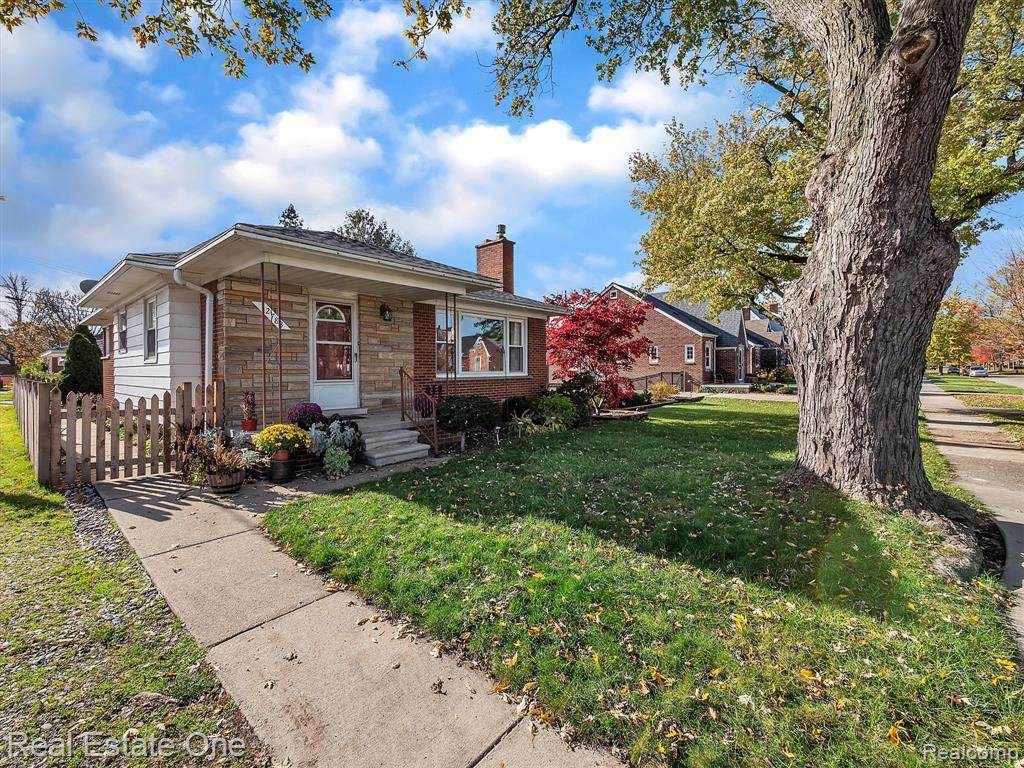 12783 Oakdale - Photo 1