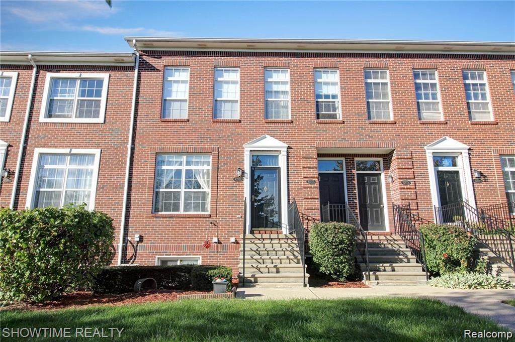 42521 Park Cresent Drive - Photo 1