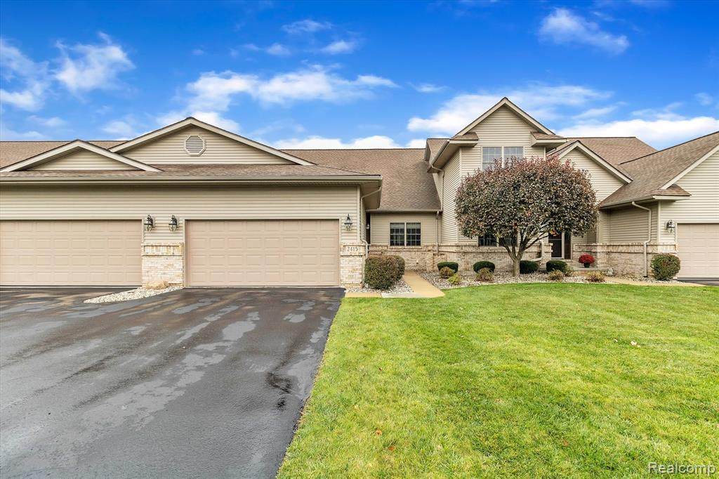 2415 Crossings - Photo 1