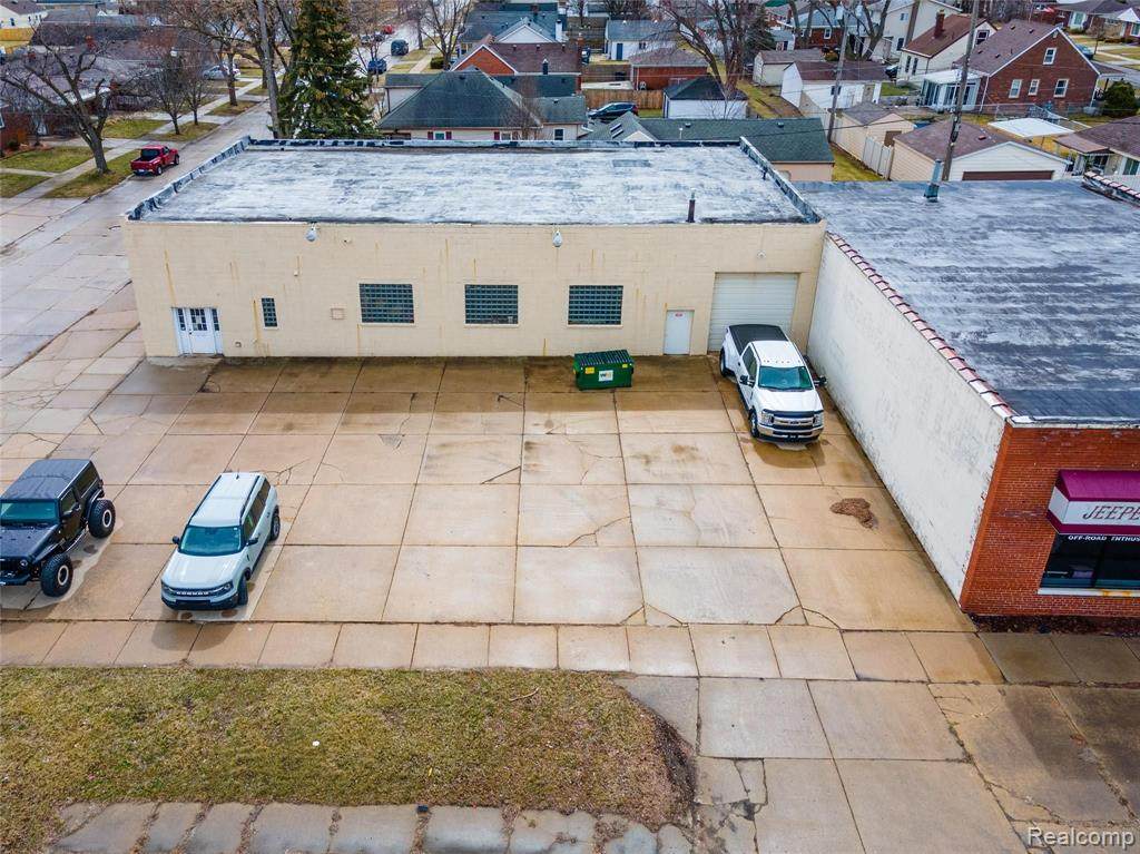 1601 Eureka - Photo 1