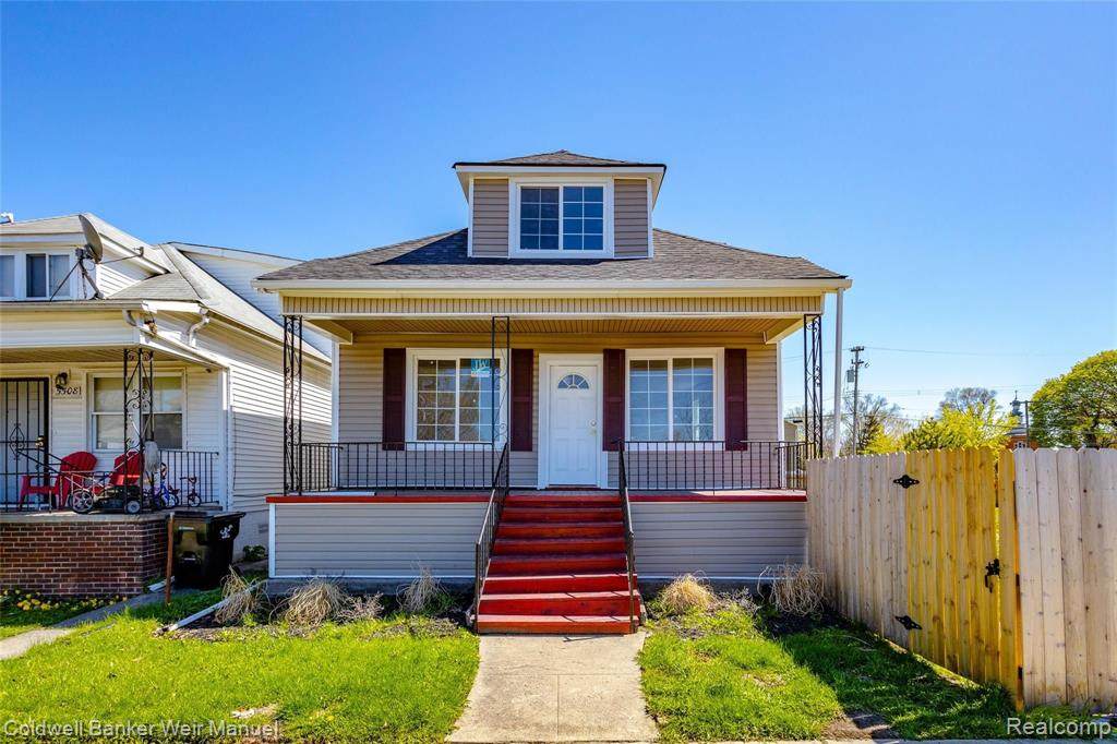 5504 Harold St - Photo 1