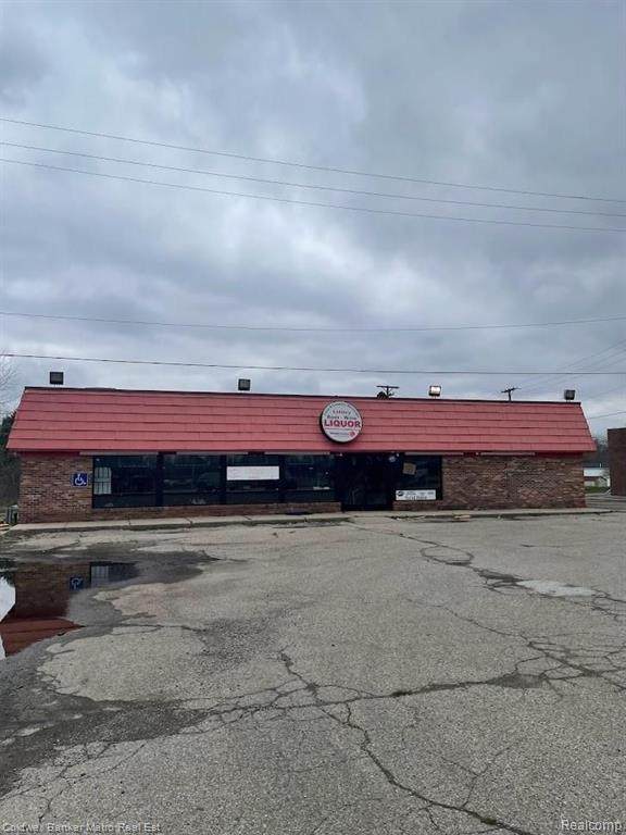 10775 Dixie Hwy - Photo 1