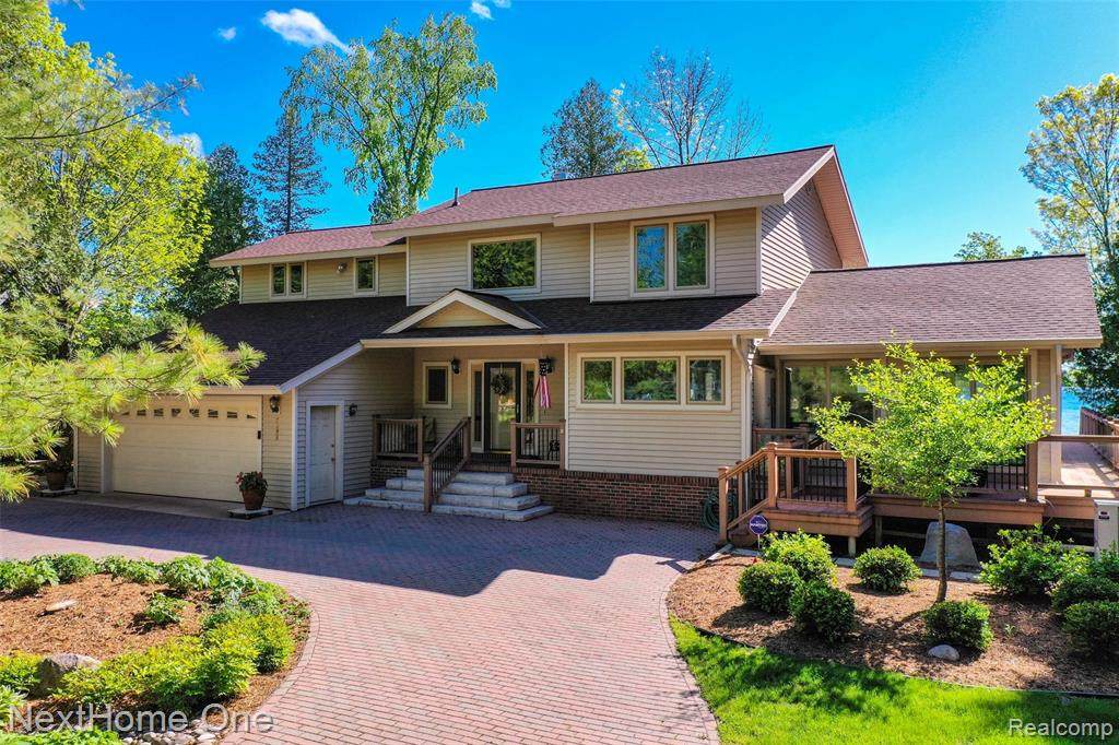 7498 Birch Way - Photo 1