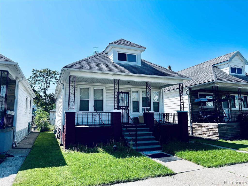 3892 Talbot - Photo 1