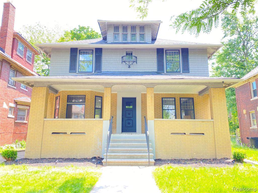 298 Josephine - Photo 1