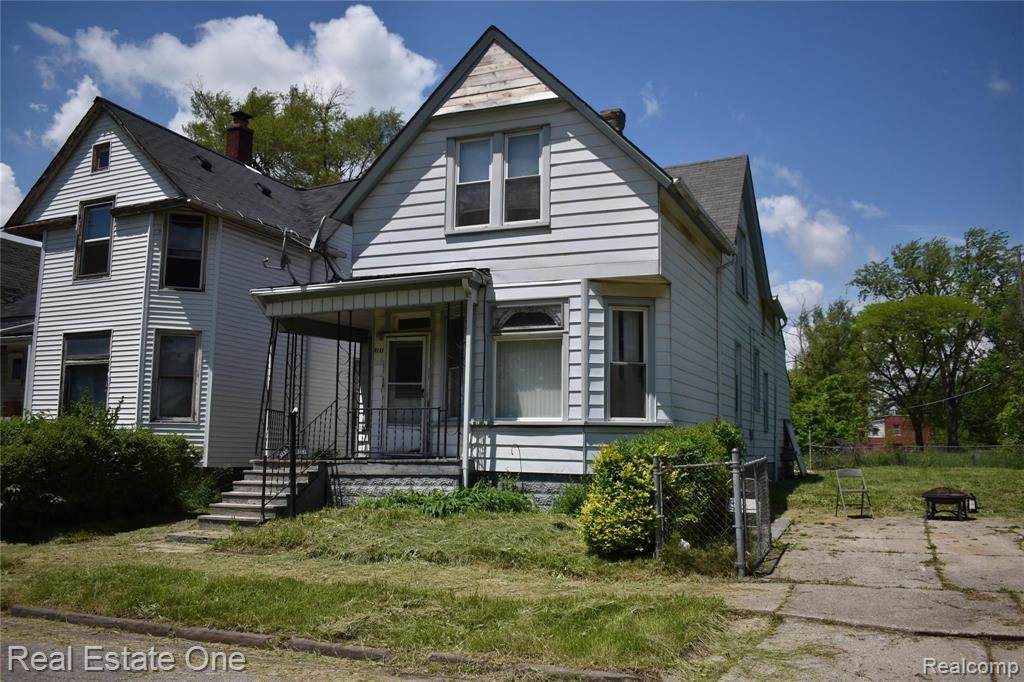 3139 Superior - Photo 1
