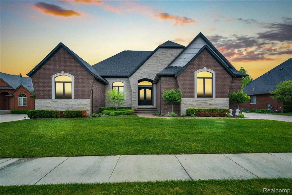 54234 Cambridge Drive - Photo 1