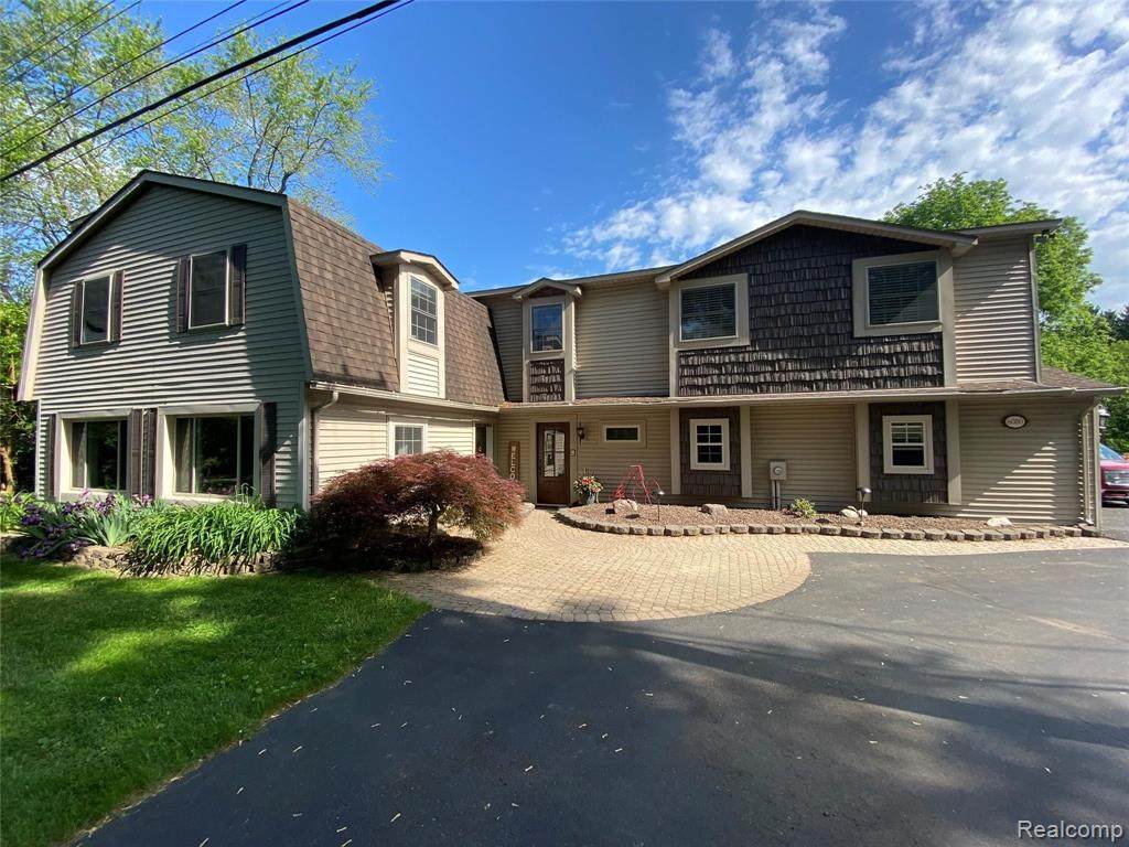 6080 Waldon - Photo 1