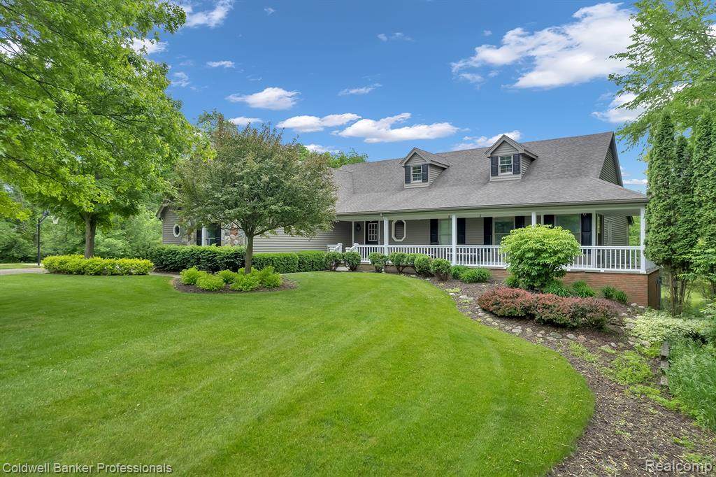 3475 Newark - Photo 1