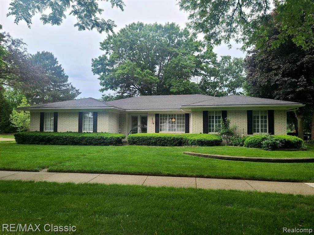 1803 Smallbrook - Photo 1