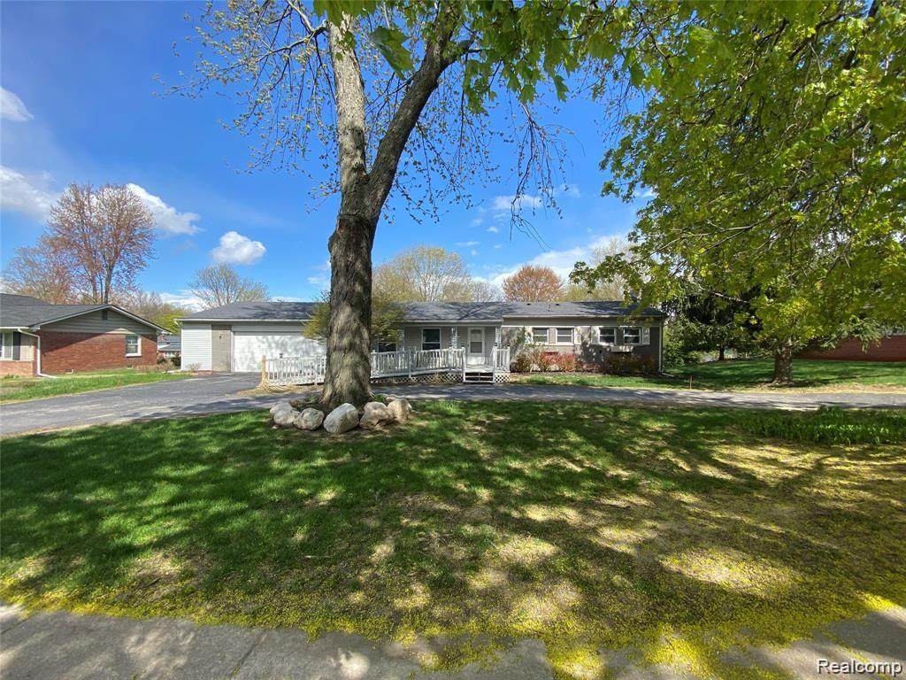 28932 Farmington - Photo 1