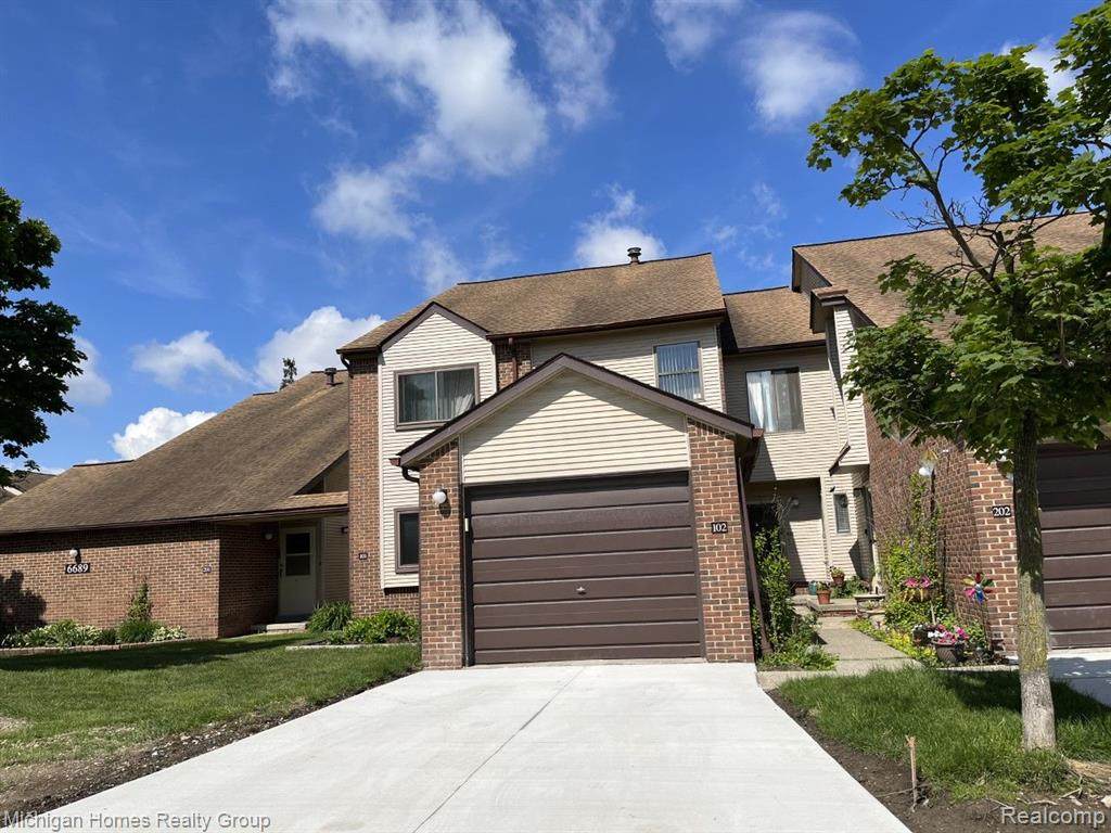 6689 Ridgefield - Photo 1