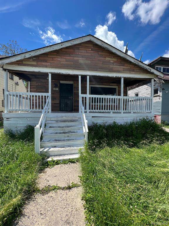 9539 Pinehurst - Photo 1