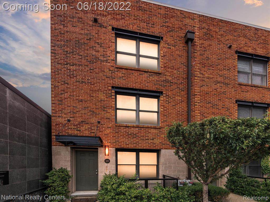 688 11 Mile - Photo 1
