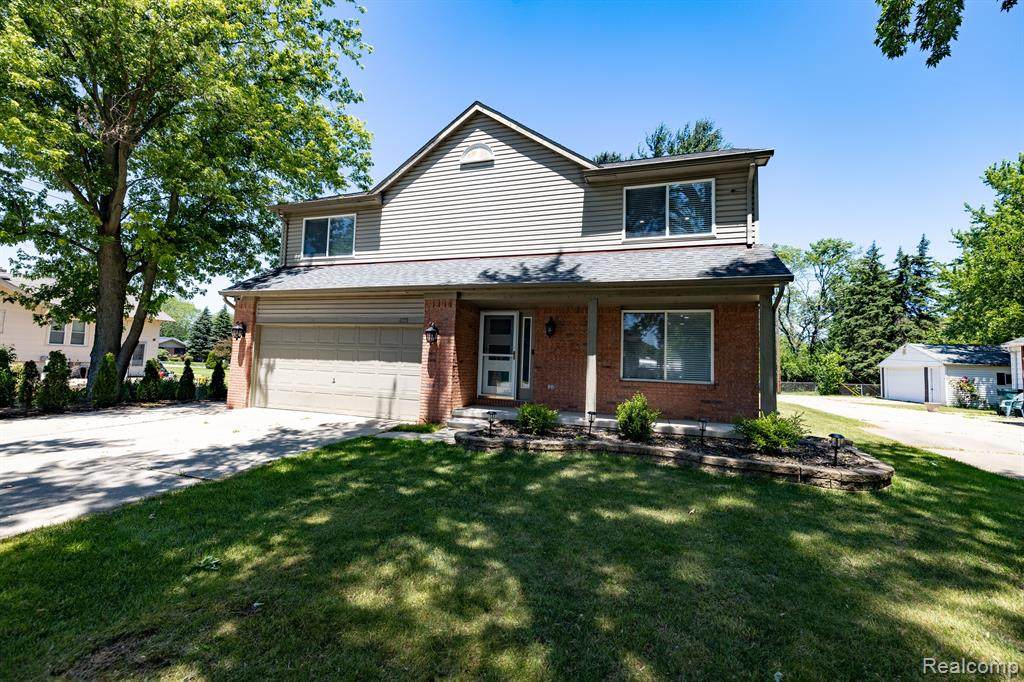 425 Hartland - Photo 1