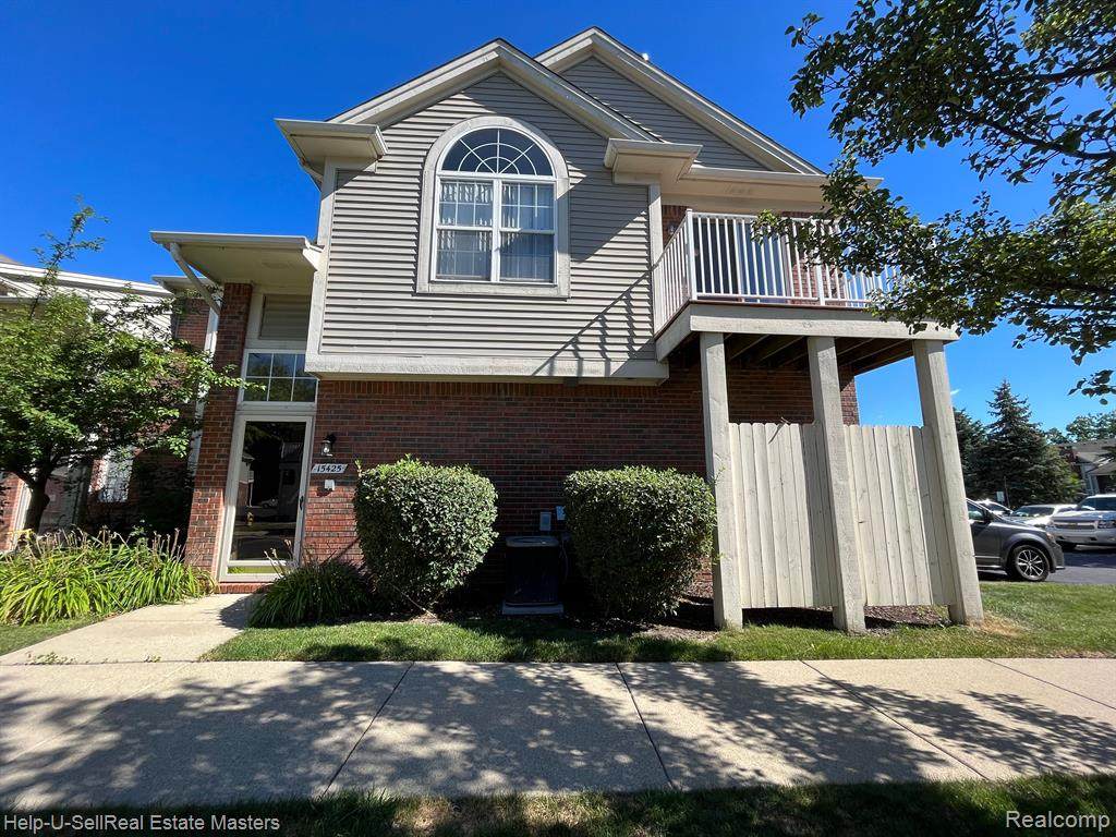 15425 Yale - Photo 1