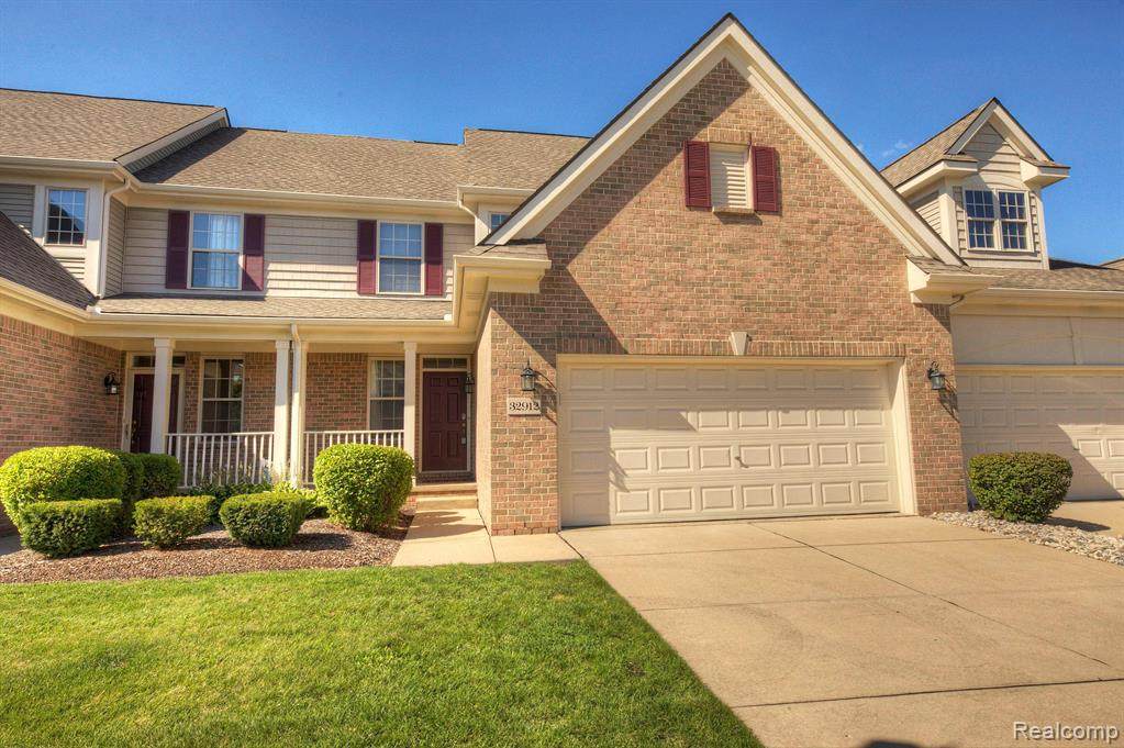 32912 Brookside - Photo 1