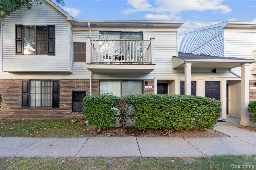 6960 Foxthorn - Photo 1