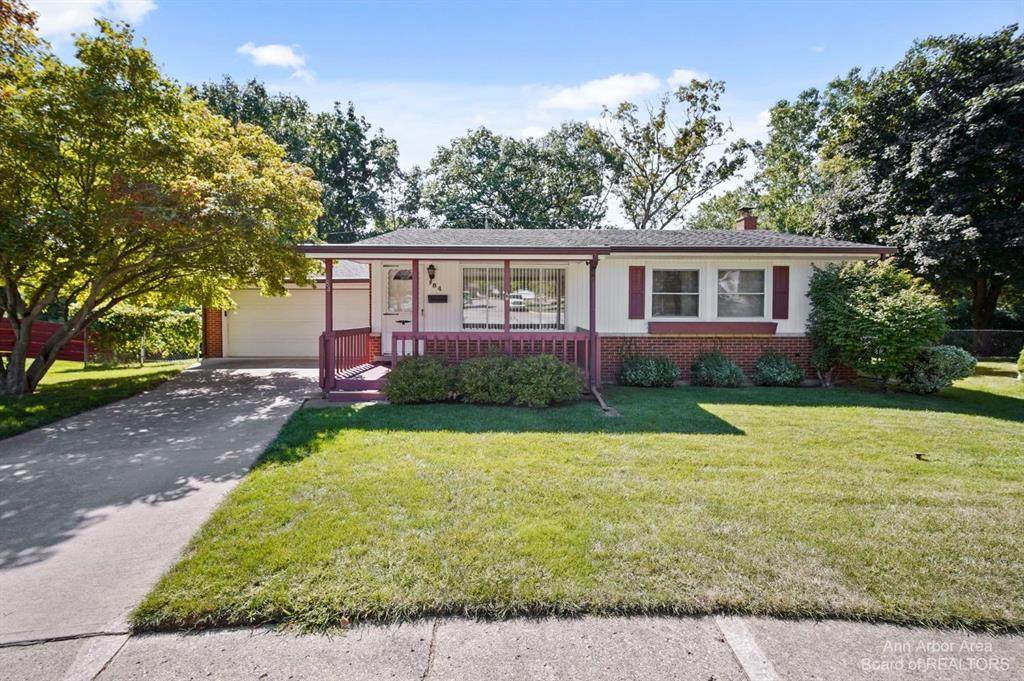 184 Elmwood - Photo 1