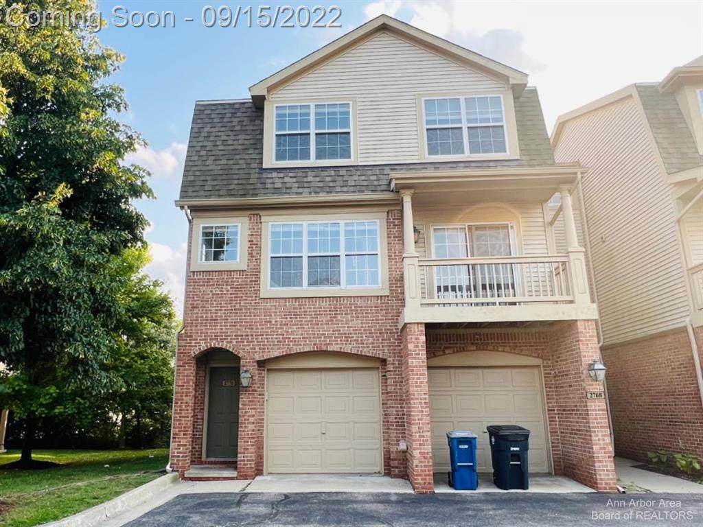 2770 Barclay - Photo 1
