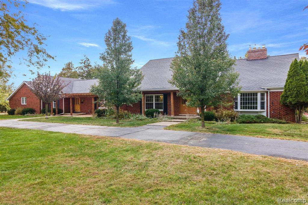 4374 Brogan - Photo 1