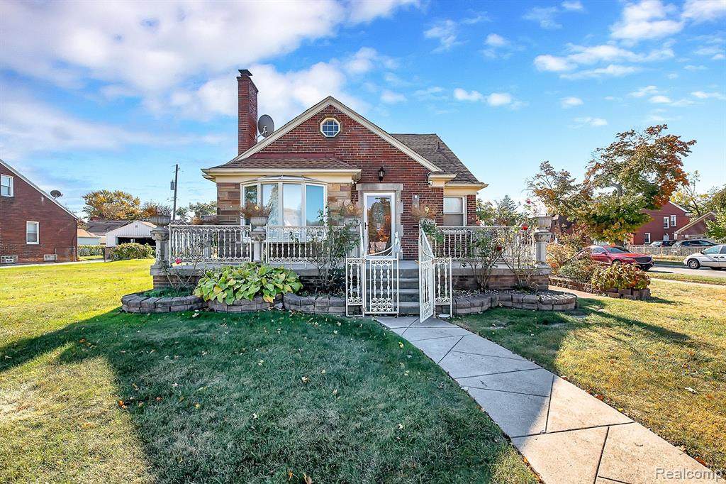 10481 Tireman - Photo 1