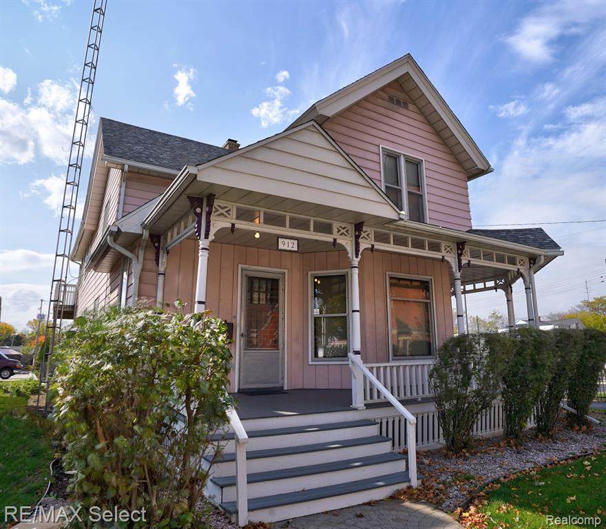 912 Church - Photo 1