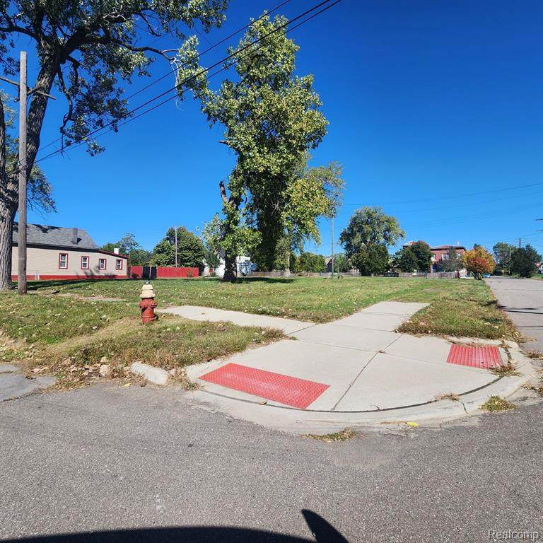 2700 Huron - Photo 1