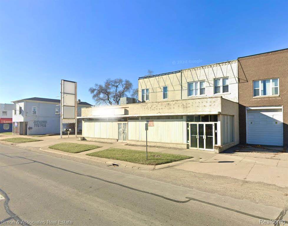 26345 Gratiot - Photo 1