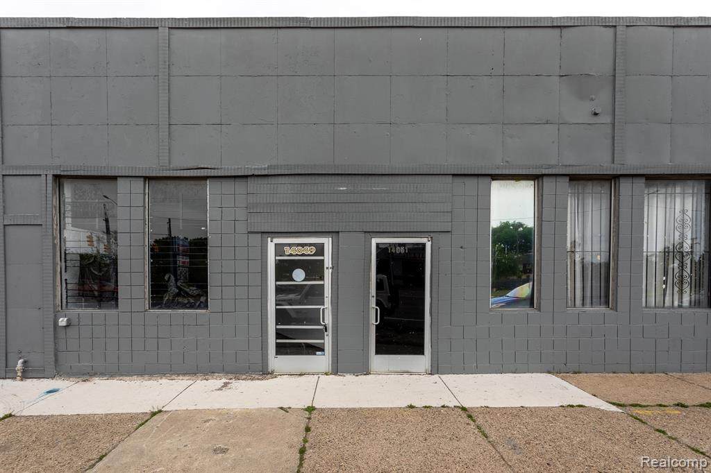 14049 Gratiot - Photo 1