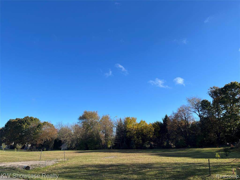 4640 Melanie - Photo 1