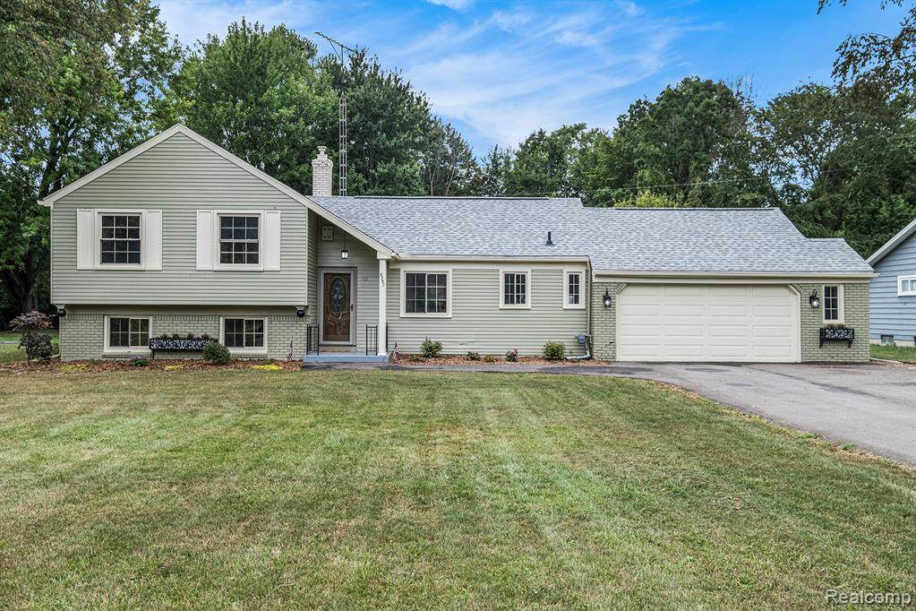 5397 Mapletree - Photo 1