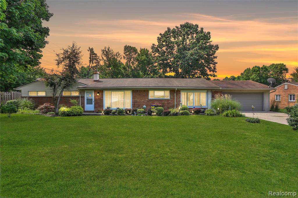 1766 Ashstan - Photo 1