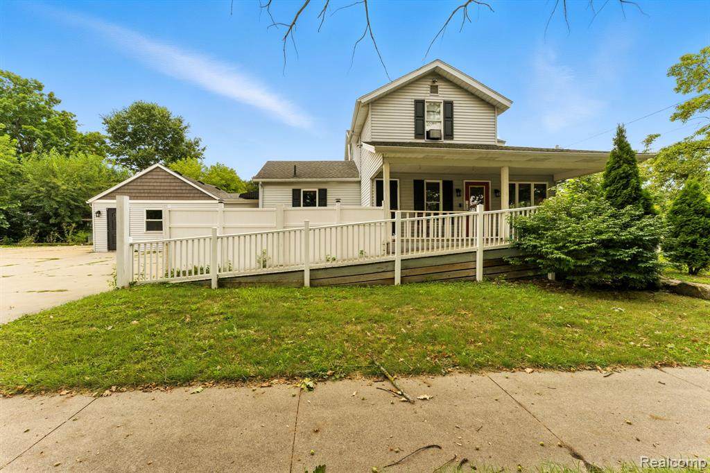 502 State - Photo 1